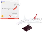 Boeing 787-9 Commercial Aircraft with Flaps Down "Qantas Airways - Spirit of Australia" White with Red Tail "Gemini 200" Series 1/200 Diecast Model A