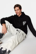 Trendyol Black Oversize/Wide-Fit Fluffy Printed Cotton Fleece Inside Sweatshirt