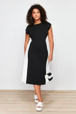 Trendyol Curve Black-White Color Blocked Midi Knitted Dress