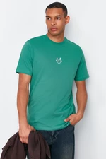 Trendyol Dark Green Regular/Regular Fit Wolf Embroidered 100% Cotton T-Shirt