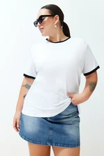 Trendyol Curve Biele farebné blokové detaily Boyfriend pletené tričko