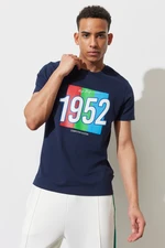 AC&Co / Altınyıldız Classics Men's Indigo Slim Fit Slim Fit Crewneck 100% Cotton Printed T-Shirt.