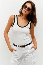 Cool & Sexy Women's White Pleated Blouse