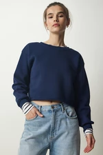 Happiness İstanbul Women's Navy Blue Crew Neck Raised Crop Knitted Sweatshirt