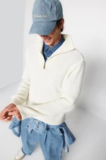 Trendyol Ecru Men's Regular Fit Zippered Turtleneck Knitwear Sweater.