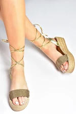 Fox Shoes Women's Golden Straw Sandals