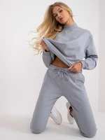 Basic grey sweatpants with ribbed cuffs