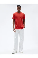 Koton Basic T-shirt with a Crew Neck Short Sleeves, Slim Fit.