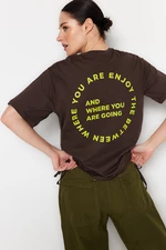 Trendyol Brown 100% Cotton Back Printed Shirred Detail Boyfriend Fit Crew Neck T-Shirt