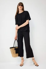 DEFACTO Regular Fit Wide Leg Trousers