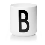 Porcelánový hrnek B DESIGN LETTERS - bílý