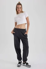 DEFACTO Cool Basic Jogger Sweatpants