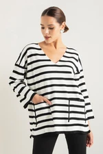 Lafaba Women's White V-Neck Striped Knitwear Sweater