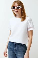 Trendyol White Accessory Detail Basic/Regular Fit Knitted T-Shirt