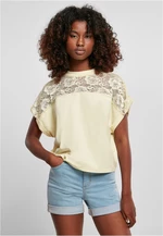 Women's short oversized lace t-shirt with soft yellow color