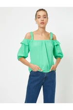 Koton Women's Green Off-the-Shoulder Short Sleeve Blouse