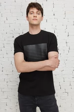ALTINYILDIZ CLASSICS Men's Black Slim Fit Slim Fit Crew Neck Cotton Printed Short Sleeved T-Shirt.