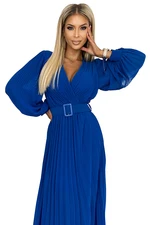 Numoco pleated dress with belt and neckline