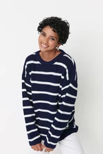 Trendyol Navy Blue Sweter z dzianiny o szerokim kroju