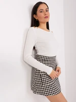 Ecru blouse with decorative buttons BASIC FEEL GOOD