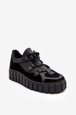 Women's leather sports shoes on the Zazoo Black platform