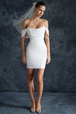 Trendyol Bridal White Body-Sitting Woven Lined Shiny Jewelled Wedding/Wedding Elegant Evening Dress