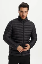 River Club Men's Black Waterproof Puffer Gel Fiber Filled Sports Jackets