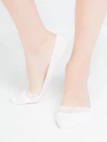 White feet Yups ax3911. R01