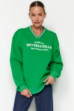 Trendyol Green Oversize/Wide Knitwear Detailed Slogan Fleece Knitted Sweatshirt