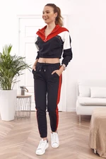 Comfortable sweatshirt with stand-up collar and red and black trousers