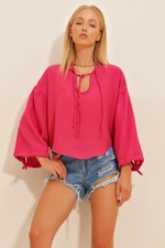 Trend Alaçatı Stili Dámská fuchsiová halenka s balónovými rukávy a límečkem z lnu Trend Alaçatı Stili Dámská fuchsiová halenka s balónovými rukávy a límečkem z lnu
