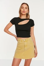 Trendyol Black Cut Out Detail Fitted Crop Crew Neck Ribbed Stretch Knitted Blouse