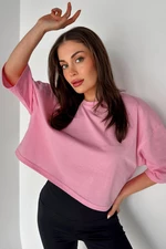 MODAGEN Women's Oversize Pink Crop Tshirt