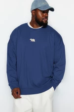 Trendyol námornícka modrá plus veľkosť oversize/široký strih zvierací vyšívaný vnútorný fleecový sveter