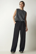Happiness İstanbul Women's Black Pleated Woven Trousers