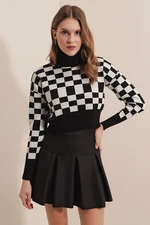 Bigdart 15810 Square Turtleneck Crop Sweater - Black