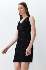 Trendyol Black Stone Detailed Bodycone/Fitting V-Neck Mini Stretchy Knitted Pencil Dress