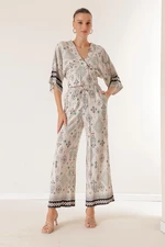 By Saygı Front Back V-Neck Bat Sleeve Blouse with Elastic Waist Pockets Palazzo Pants, Rug Patterned 2-set