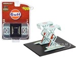 Automotive Double Scissor Lift "Gulf Oil" Light Blue "Double Scissor Lifts" Series 1 1/64 Diecast Model by Greenlight