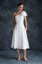 Trendyol Svadobné Biele Šaty s Mašľou na Svadbu/Svadobné Elegantné Večerné Šaty