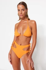 Trendyol Orange Cut Out/Window Wysoka talia Dół od bikini z normalnymi nogawkami