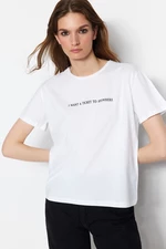 Koszulka damska Trendyol White Printed Semi-Fitted Knitted