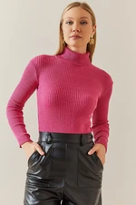 XHAN Fuchsia Ribbed & Turtleneck Sweater