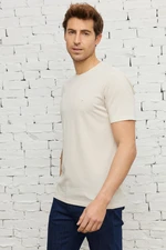 AC&Co / Altınyıldız Classics Men's Beige-white Easily Ironable Slim Fit Slim Fit Crewneck Jacquard Short Sleeved T-Shirt.