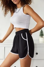 XHAN Women's Black Welt Pocket Shorts
