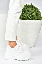 Fox Shoes White Thick Soled Casual Sneakers.