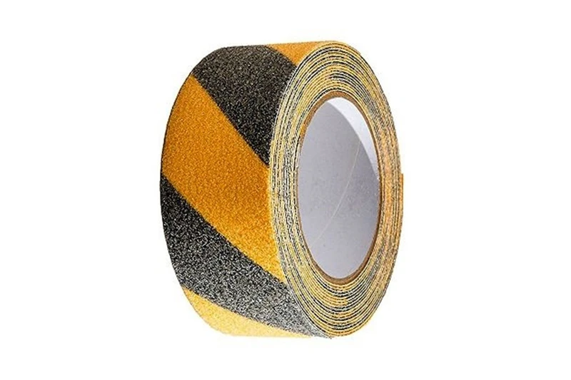 3M Anti-Slip Univerzální protiskluzná páska, žluto-černá, 50 mm x 20 m 3M Anti-Slip Univerzální protiskluzná páska, žluto-černá, 50 mm x 20 m